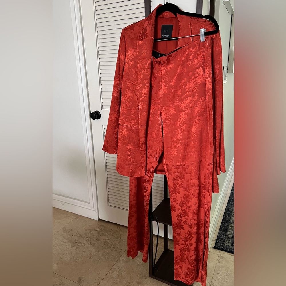 Mango suit in XXL